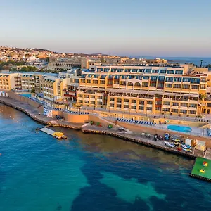 4* Отель Verdi St George's Bay Marina